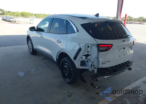 2024 Ford Escape Active z USA, uszkodzony, nr VIN 1FMCU0GNXRUA33530